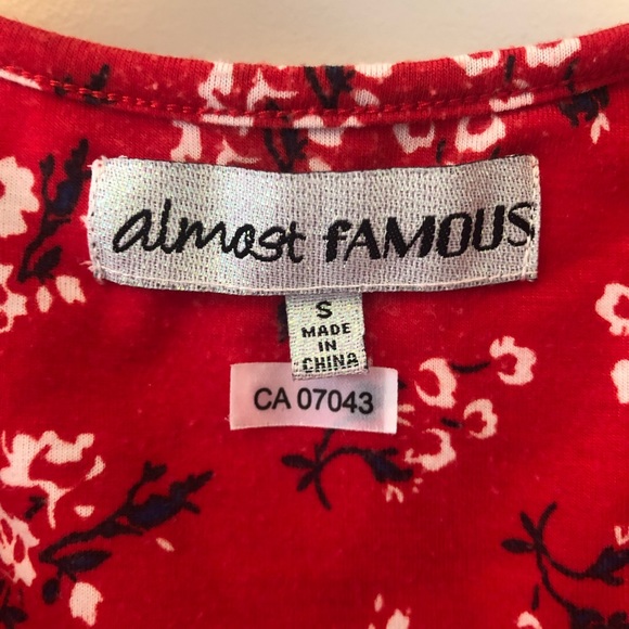 Cute summer dress with ruffles around the chest - Picture 3 of 5